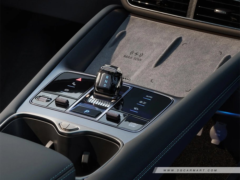 https://i.i-sgcm.com/new_cars/cars/21873/21873_g9