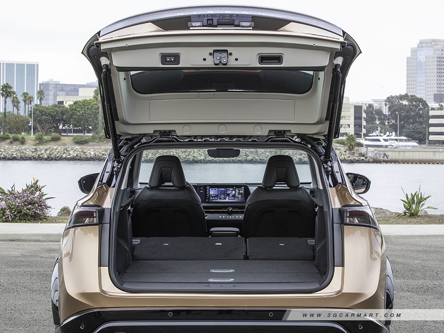 https://i.i-sgcm.com/new_cars/cars/21875/21875_g12