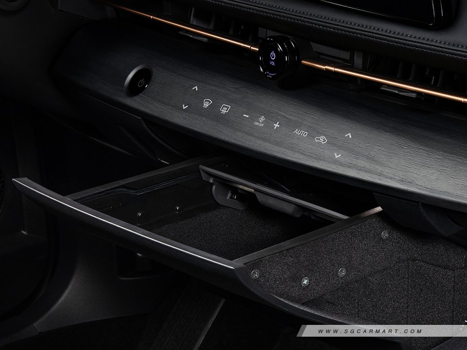 https://i.i-sgcm.com/new_cars/cars/21875/21875_g7