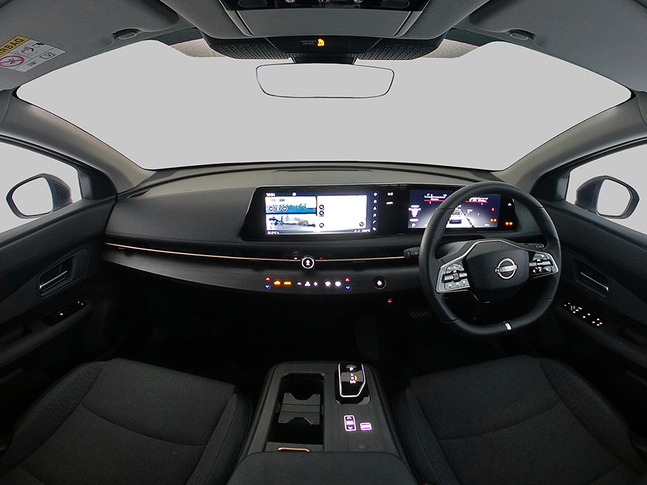 Nissan Dual-Tone 66 kWh 360 thumbnail