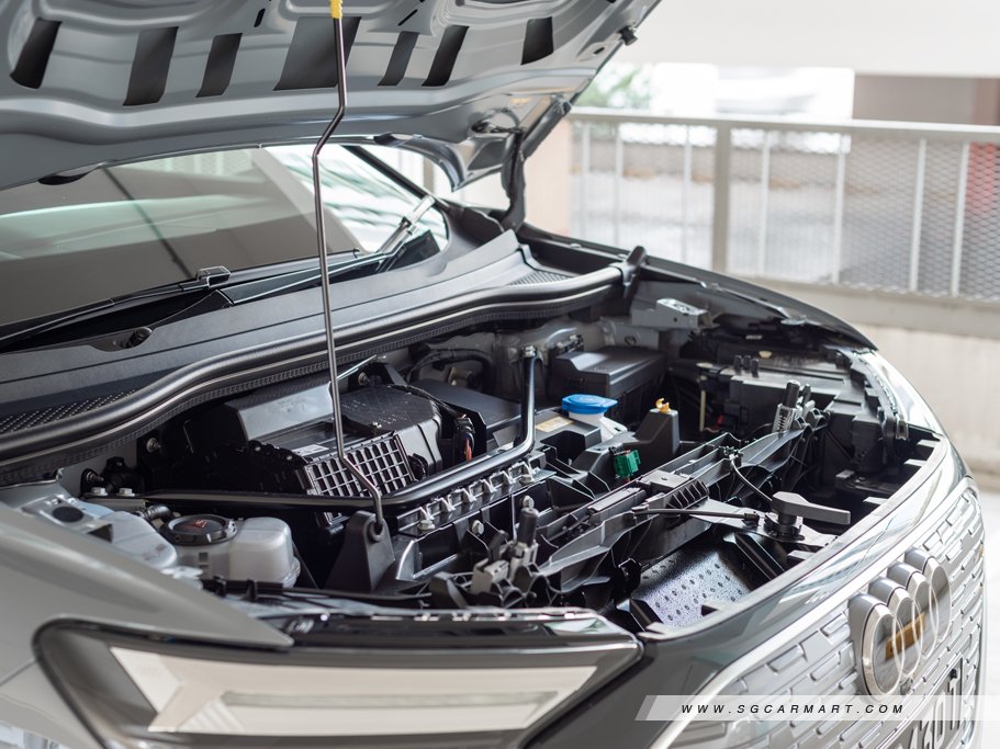 https://i.i-sgcm.com/new_cars/cars/21876/21876_g26