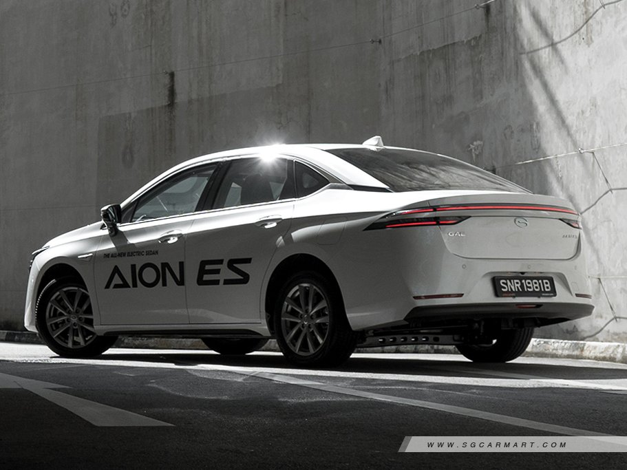https://i.i-sgcm.com/new_cars/cars/21877/21877_g16