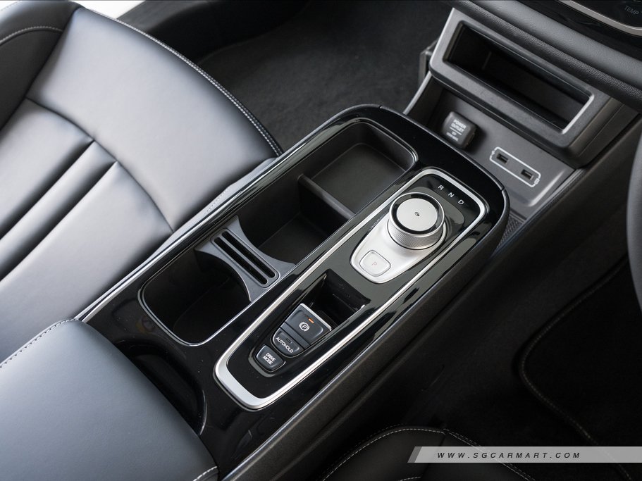 https://i.i-sgcm.com/new_cars/cars/21877/21877_g28