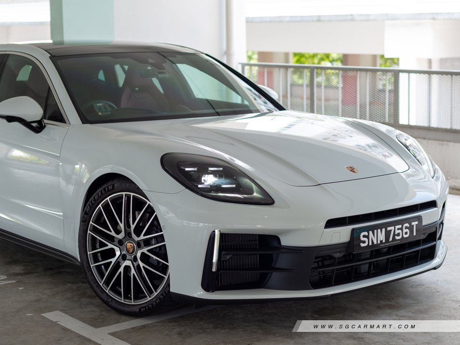 https://i.i-sgcm.com/new_cars/cars/21880/21880_g16
