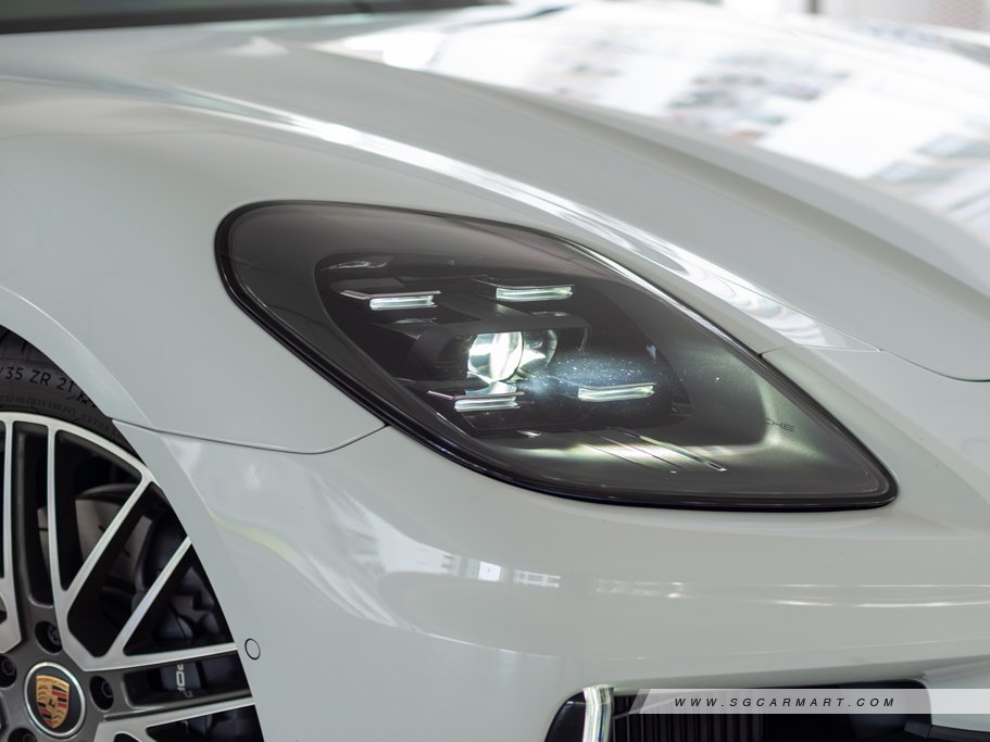 https://i.i-sgcm.com/new_cars/cars/21880/21880_g17