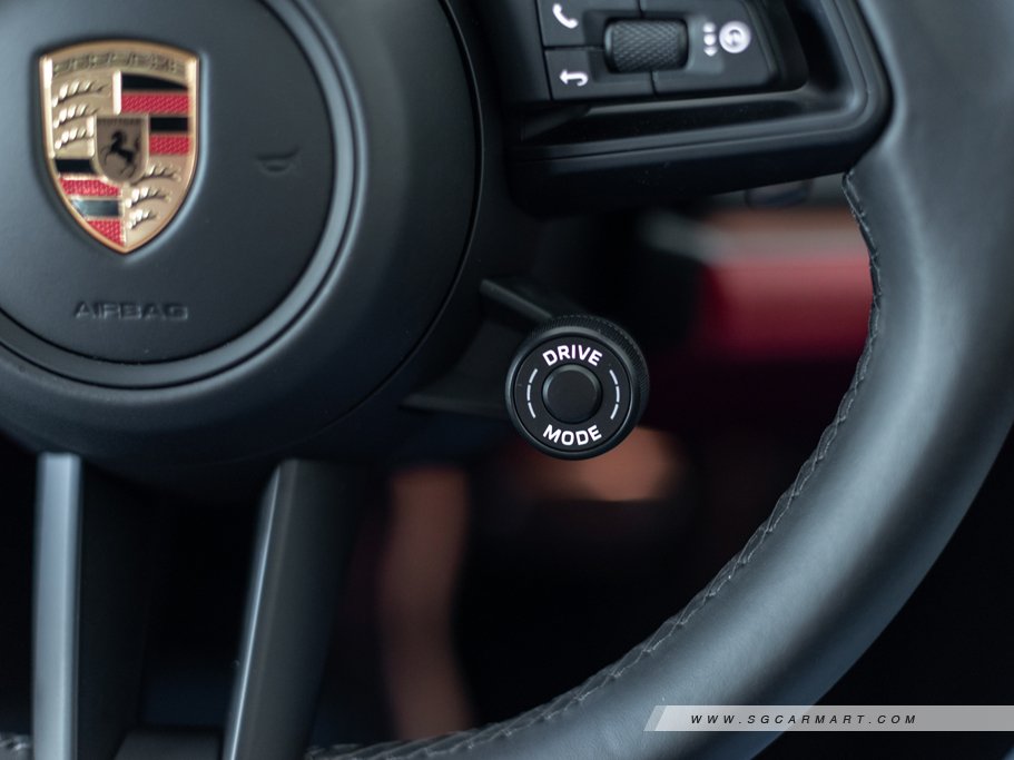 https://i.i-sgcm.com/new_cars/cars/21880/21880_g27