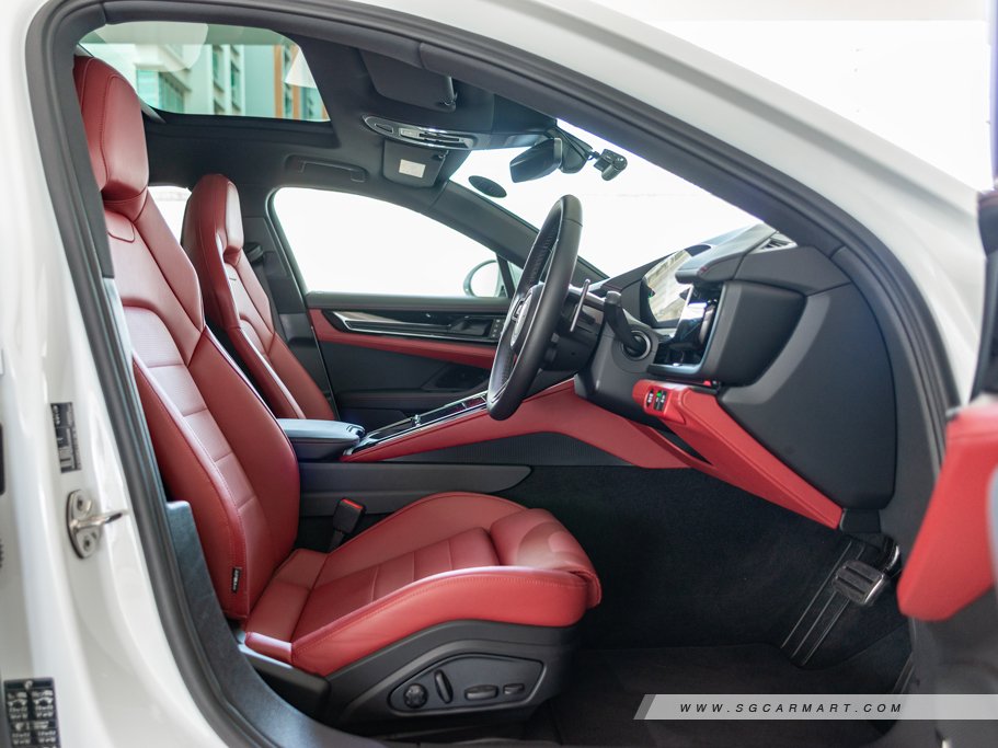 https://i.i-sgcm.com/new_cars/cars/21880/21880_g35