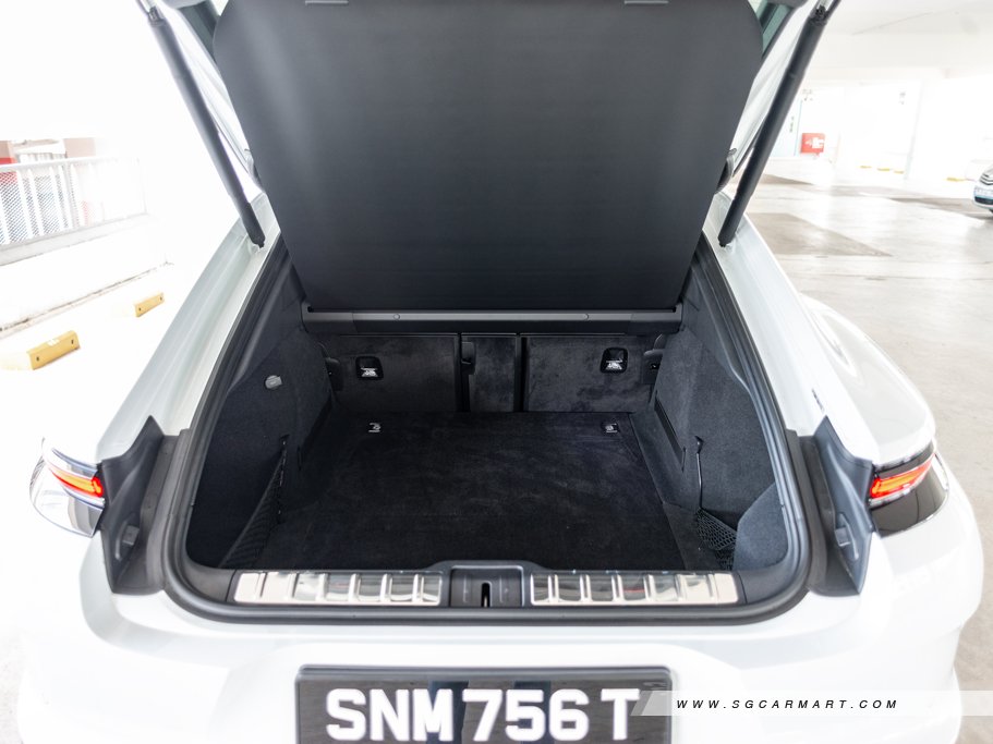 https://i.i-sgcm.com/new_cars/cars/21880/21880_g37