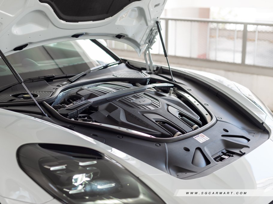 https://i.i-sgcm.com/new_cars/cars/21880/21880_g38