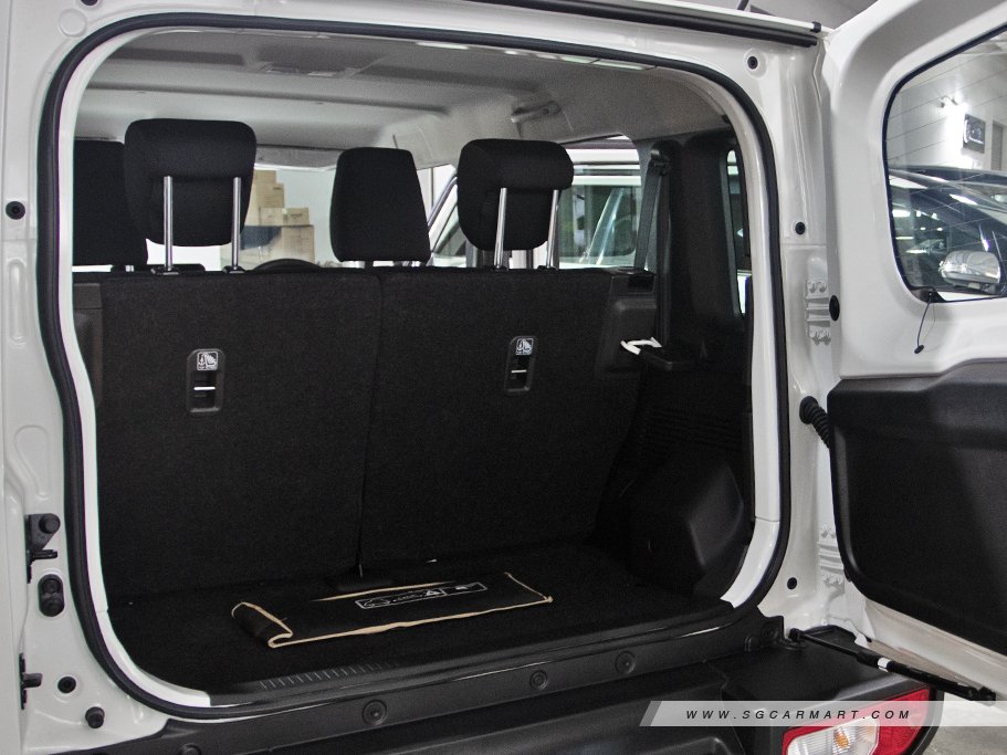 https://i.i-sgcm.com/new_cars/cars/21883/21883_g21