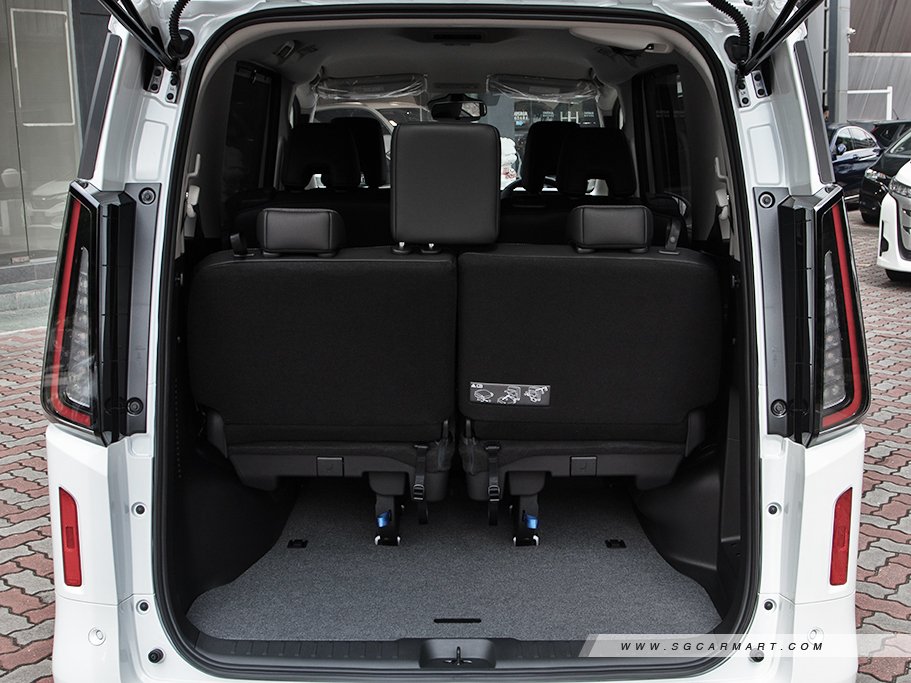 https://i.i-sgcm.com/new_cars/cars/21884/21884_g28