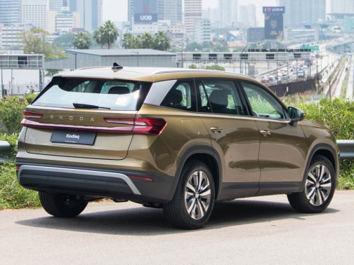 https://i.i-sgcm.com/new_cars/cars/21886/21886_g14
