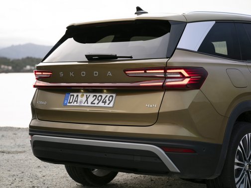 https://i.i-sgcm.com/new_cars/cars/21886/21886_g3