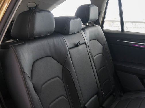 https://i.i-sgcm.com/new_cars/cars/21886/21886_g31