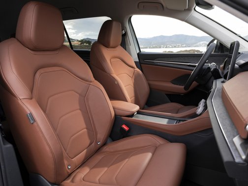 https://i.i-sgcm.com/new_cars/cars/21886/21886_g6