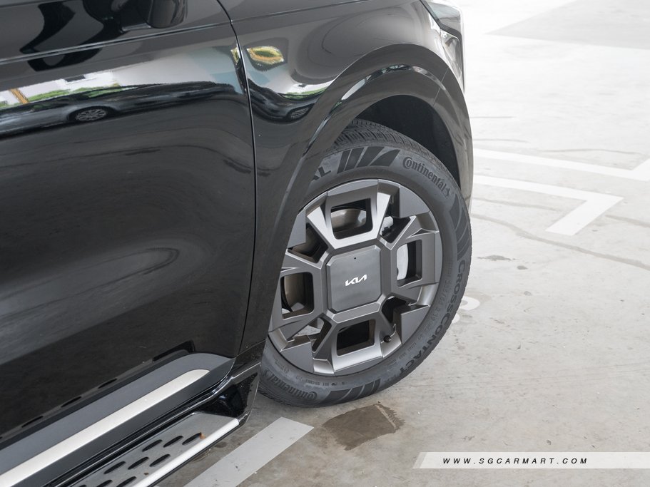 https://i.i-sgcm.com/new_cars/cars/21887/21887_g18
