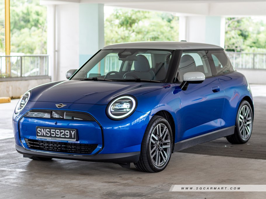 https://i.i-sgcm.com/new_cars/cars/21888/21888_g17