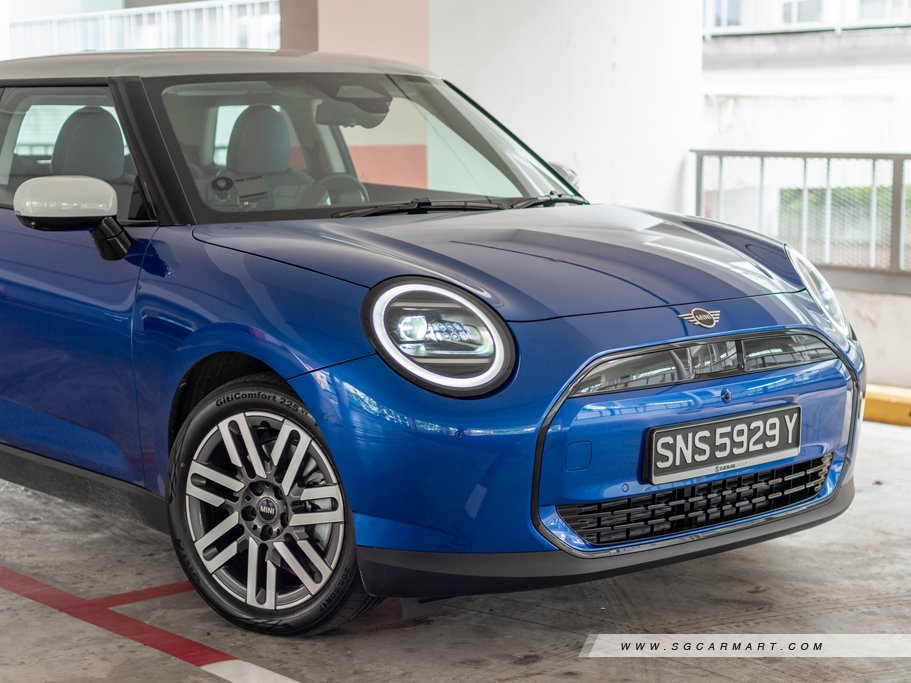 https://i.i-sgcm.com/new_cars/cars/21888/21888_g18