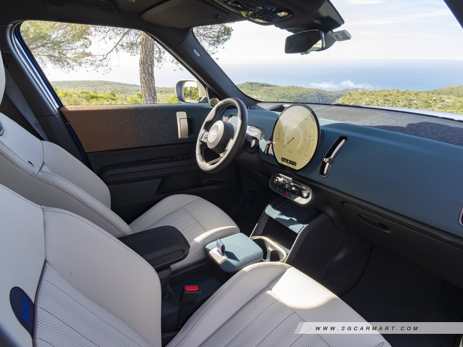 https://i.i-sgcm.com/new_cars/cars/21889/21889_g10