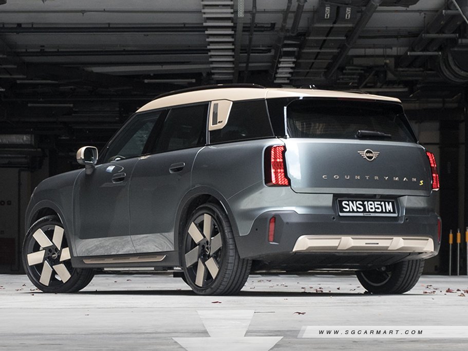 https://i.i-sgcm.com/new_cars/cars/21889/21889_g14