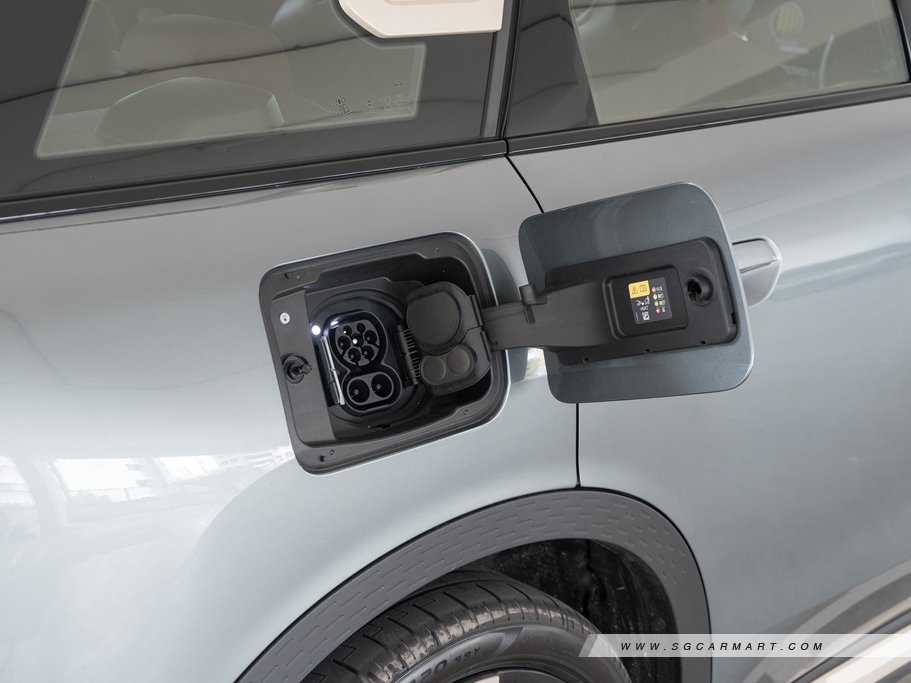 https://i.i-sgcm.com/new_cars/cars/21889/21889_g40