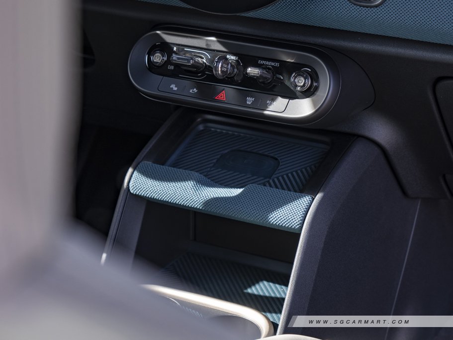https://i.i-sgcm.com/new_cars/cars/21889/21889_g9
