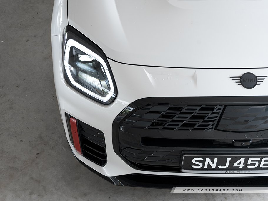 https://i.i-sgcm.com/new_cars/cars/21890/21890_g22