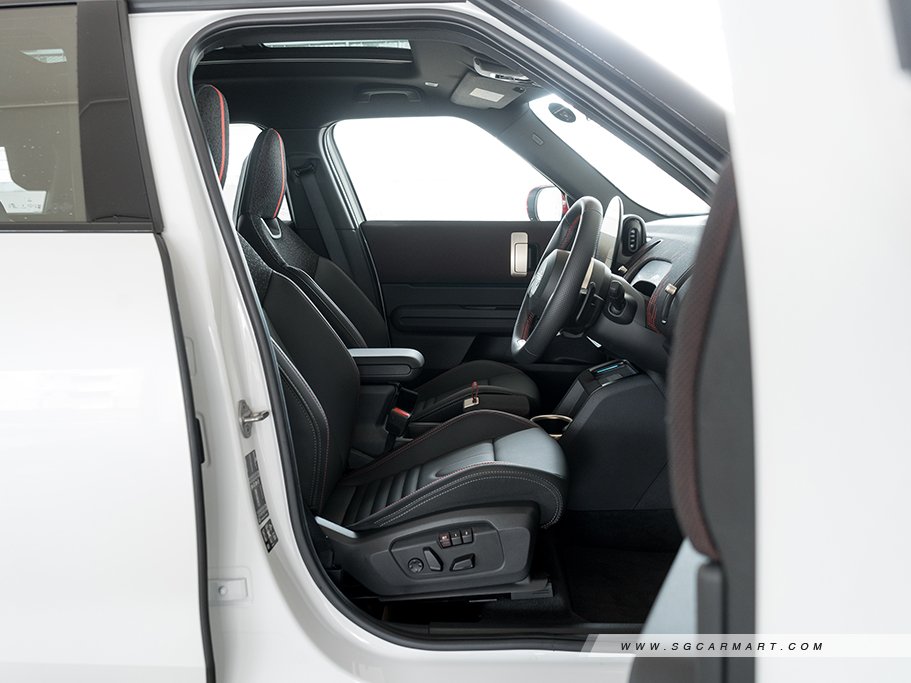 https://i.i-sgcm.com/new_cars/cars/21890/21890_g39