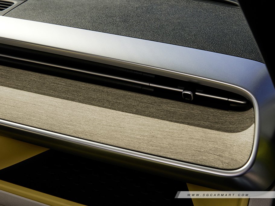 https://i.i-sgcm.com/new_cars/cars/21893/21893_g9