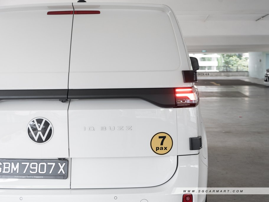 Volkswagen ID. Buzz Cargo Electric 79 kWh 21