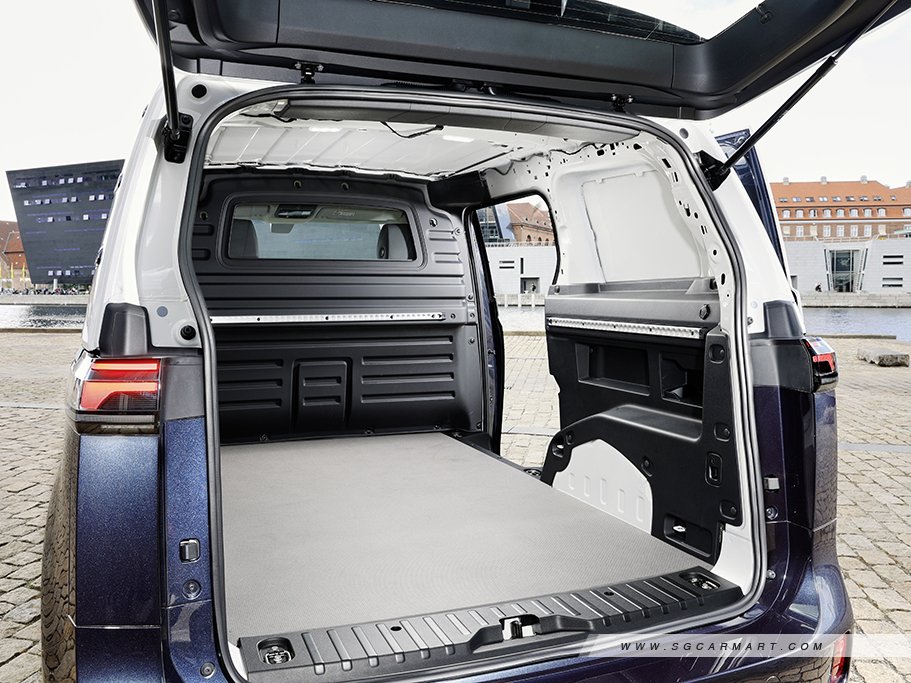 https://i.i-sgcm.com/new_cars/cars/21895/21895_g9