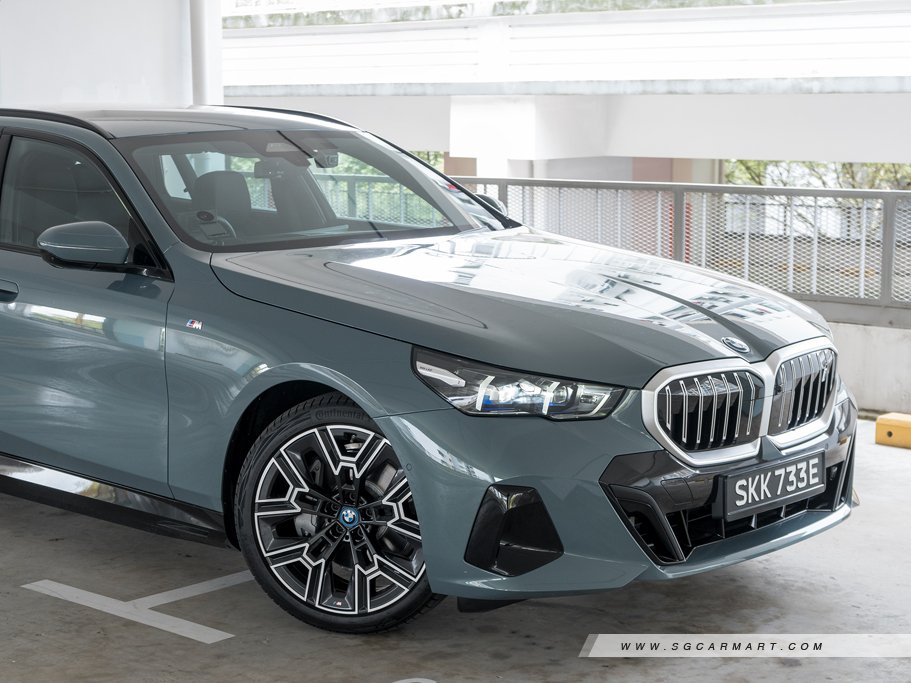 https://i.i-sgcm.com/new_cars/cars/21896/21896_g16