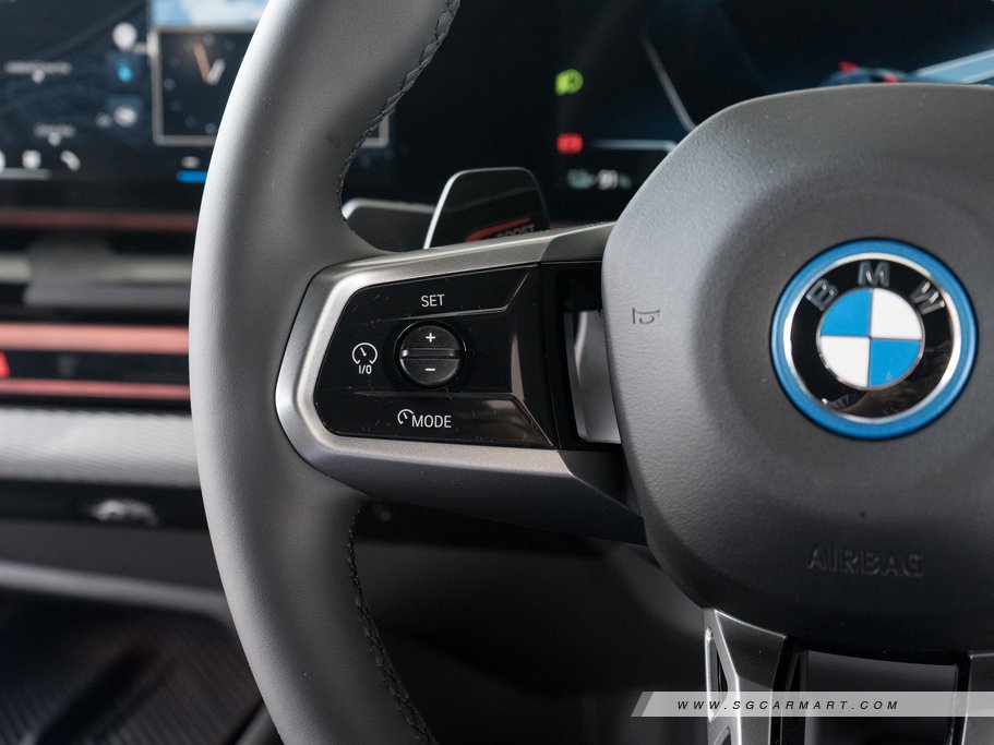 https://i.i-sgcm.com/new_cars/cars/21896/21896_g24