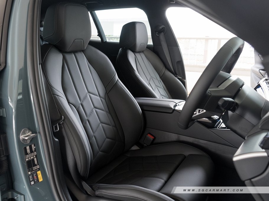 https://i.i-sgcm.com/new_cars/cars/21896/21896_g31