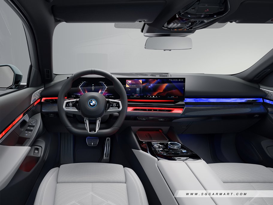 https://i.i-sgcm.com/new_cars/cars/21896/21896_g8
