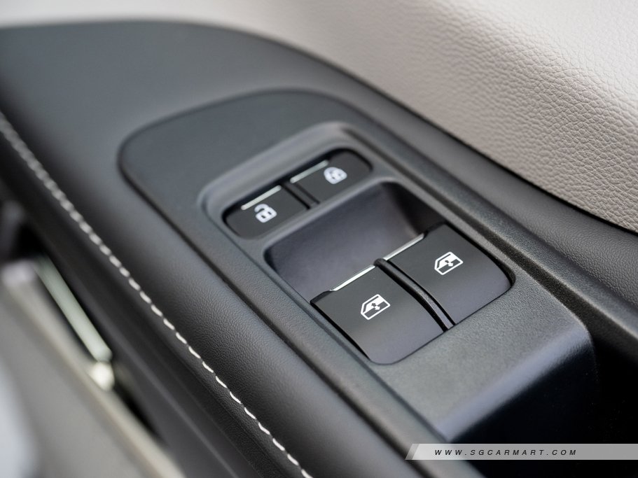 https://i.i-sgcm.com/new_cars/cars/21897/21897_g14