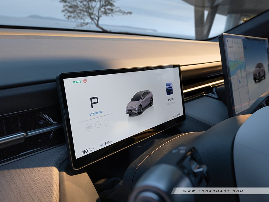 https://i.i-sgcm.com/new_cars/cars/21899/21899_g52