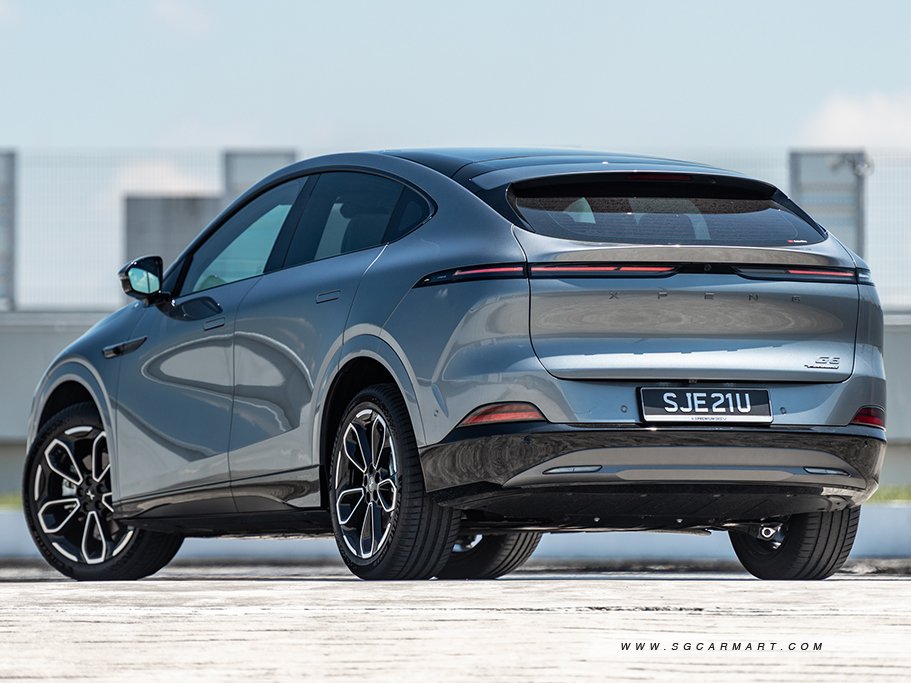 https://i.i-sgcm.com/new_cars/cars/21899/21899_g55