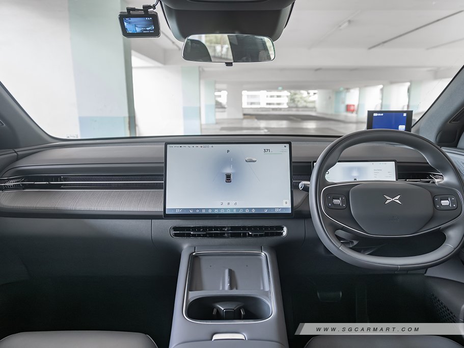 https://i.i-sgcm.com/new_cars/cars/21899/21899_g77