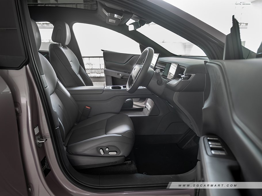 https://i.i-sgcm.com/new_cars/cars/21899/21899_g85
