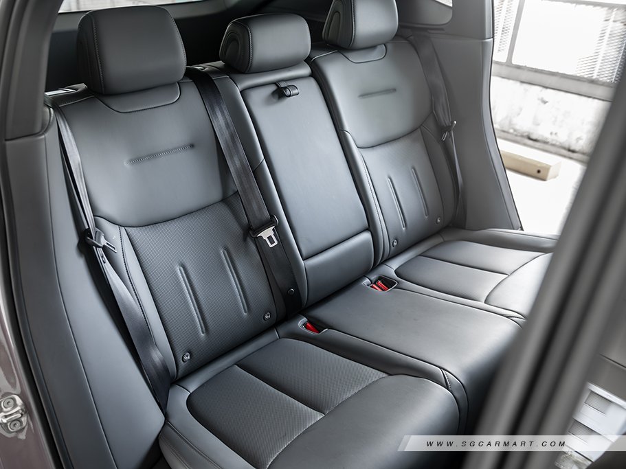 https://i.i-sgcm.com/new_cars/cars/21899/21899_g86