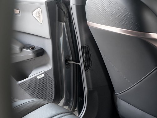 https://i.i-sgcm.com/new_cars/cars/21900/21900_g72
