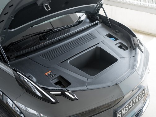 https://i.i-sgcm.com/new_cars/cars/21900/21900_g77