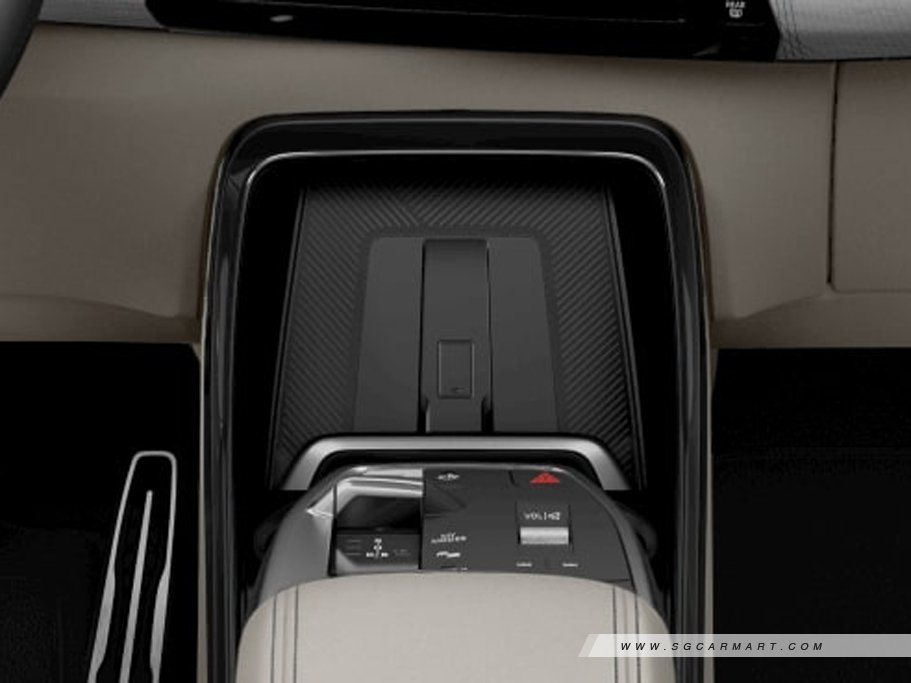 https://i.i-sgcm.com/new_cars/cars/21902/21902_g11