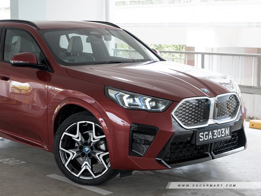 https://i.i-sgcm.com/new_cars/cars/21902/21902_g15