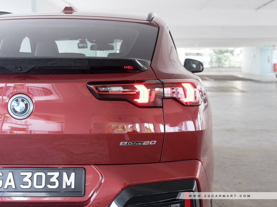 https://i.i-sgcm.com/new_cars/cars/21902/21902_g18