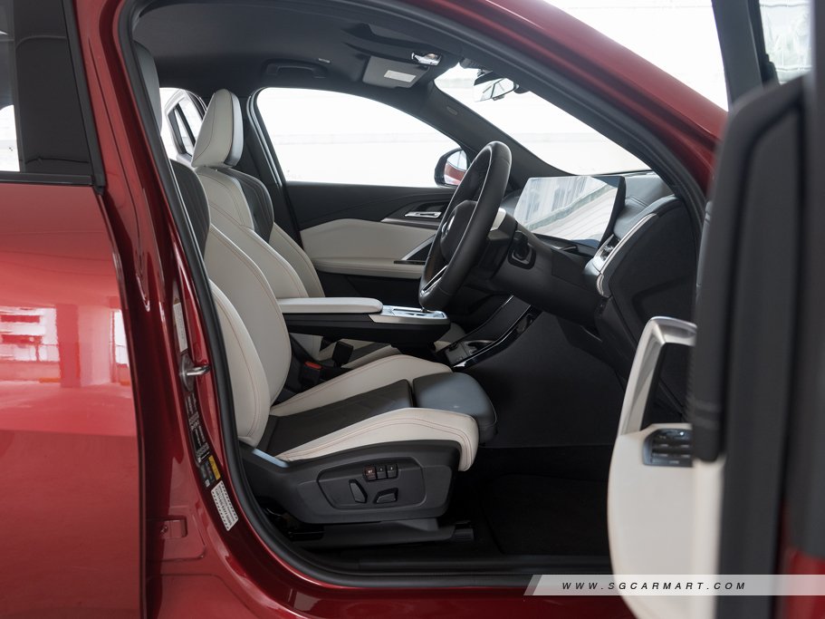 https://i.i-sgcm.com/new_cars/cars/21902/21902_g31