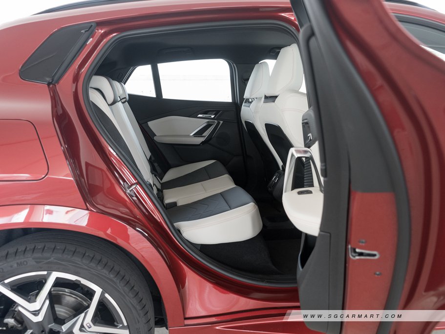 https://i.i-sgcm.com/new_cars/cars/21902/21902_g32