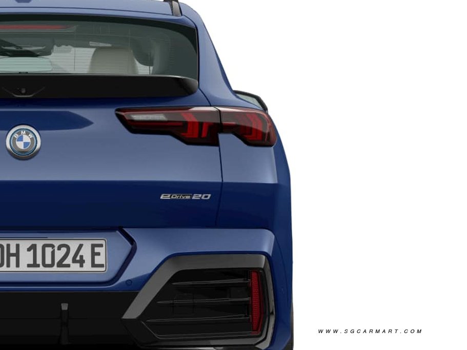 https://i.i-sgcm.com/new_cars/cars/21902/21902_g7