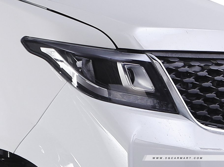 https://i.i-sgcm.com/new_cars/cars/21904/21904_g7